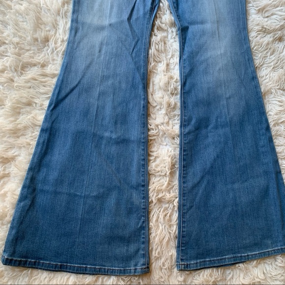 Level 99 Dahliah Flare Jeans NWT - Picture 5 of 8